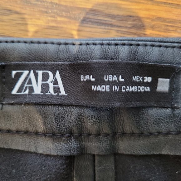 Zara faux leather black pants - Picture 5 of 6